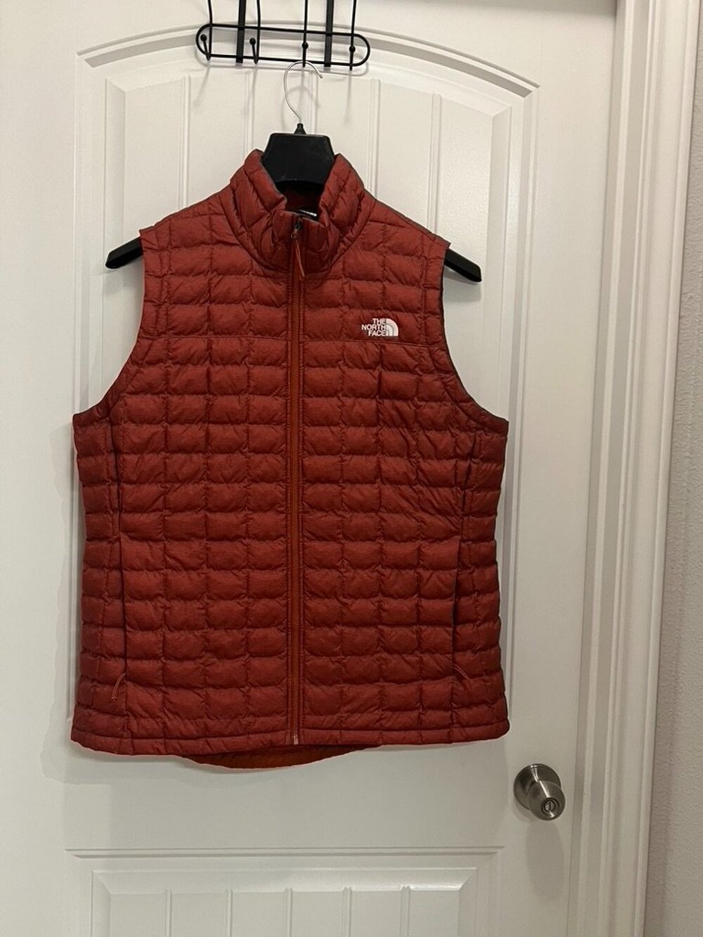 Gently Pre-Owned The North Face Women's Quilted Puffer Vest Full Zip